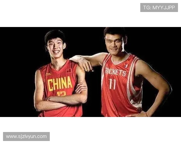 姚明：中国篮球的传奇中锋与NBA历史的璀璨星辰